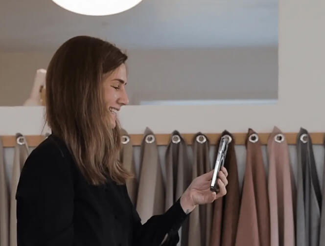 Customer getting advice from MAKE Nordic